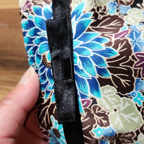 Womens Skirt - Picture 3 of 5